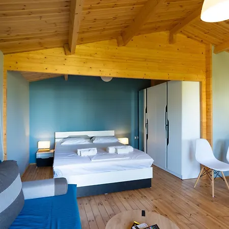 Chaletu Golden Sun *