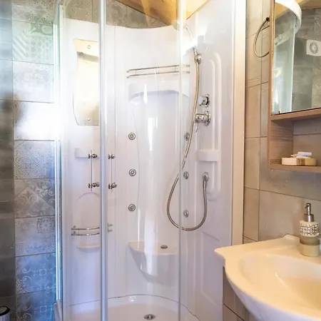 Chaletu Golden Sun *