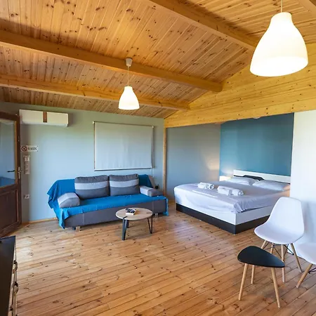 Golden Sun * Agios Christoforos (Lefkada)